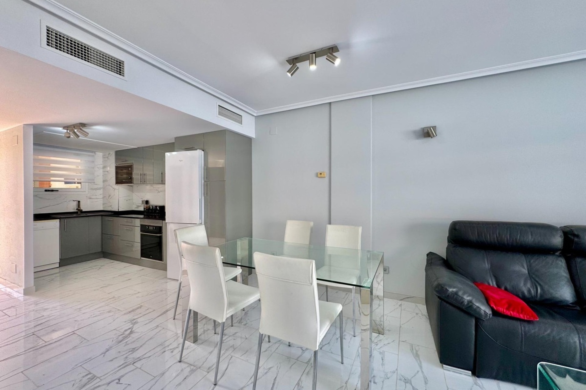 Wiederverkauf - apartment - Orihuela - Punta Prima
