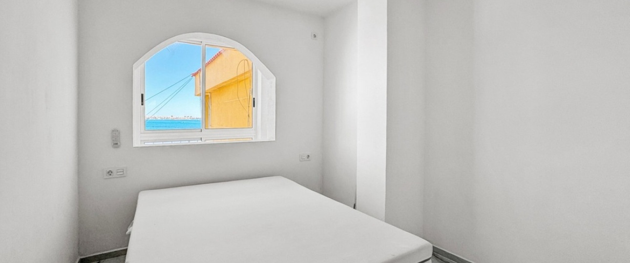 Wiederverkauf - apartment - Orihuela - Punta Prima