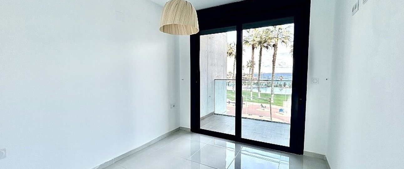 Wiederverkauf - apartment - Orihuela - Punta Prima