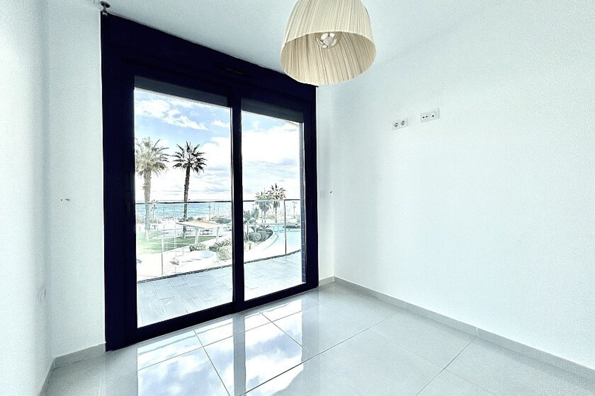 Wiederverkauf - apartment - Orihuela - Punta Prima