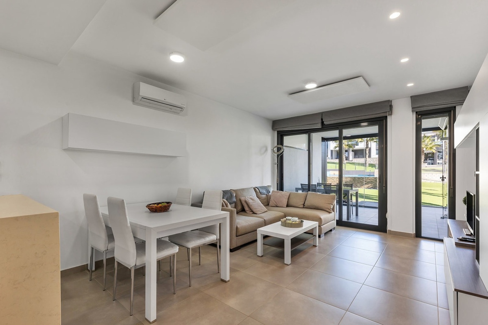 Wiederverkauf - apartment - Orihuela - Punta Prima
