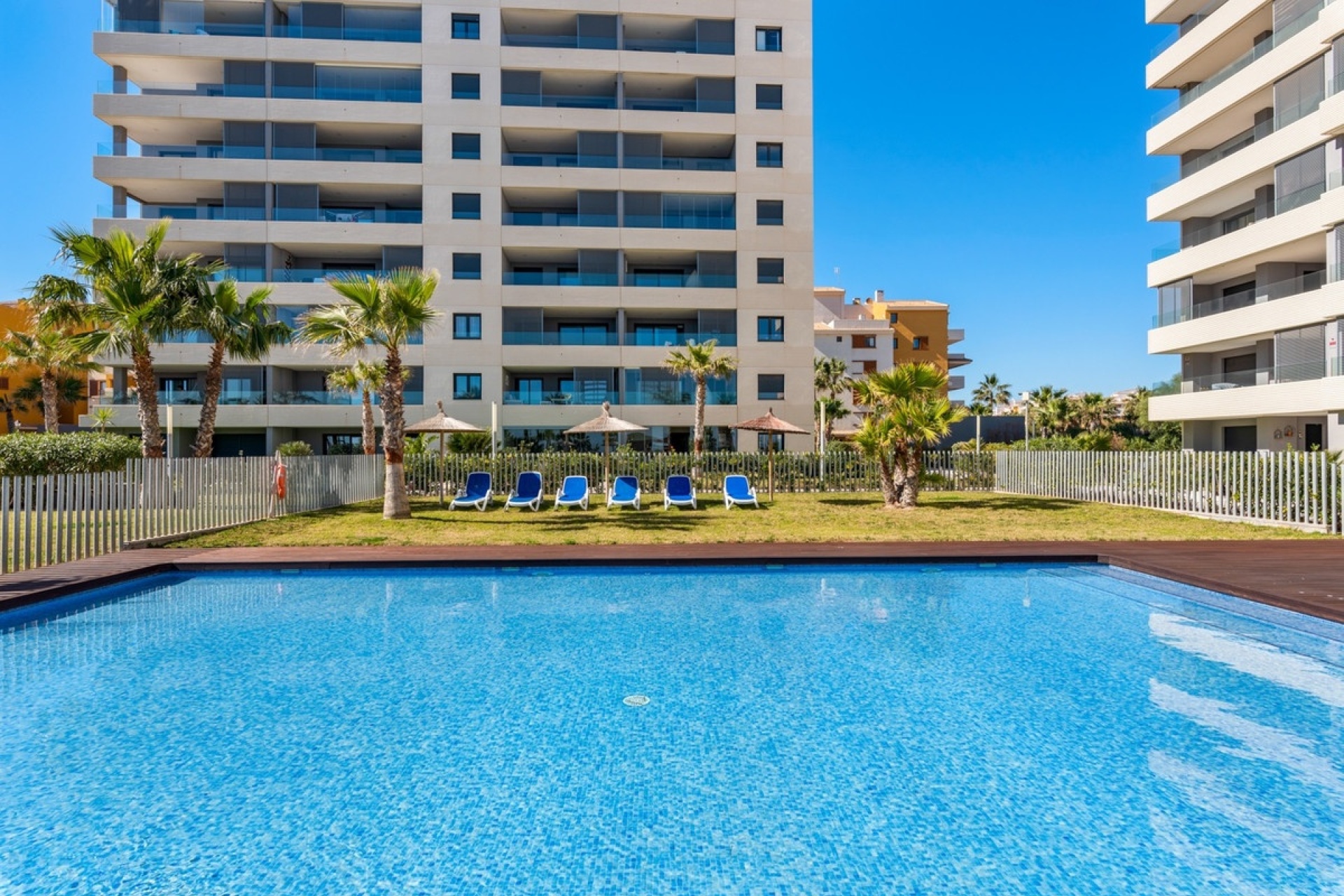 Wiederverkauf - apartment - Orihuela - Punta Prima