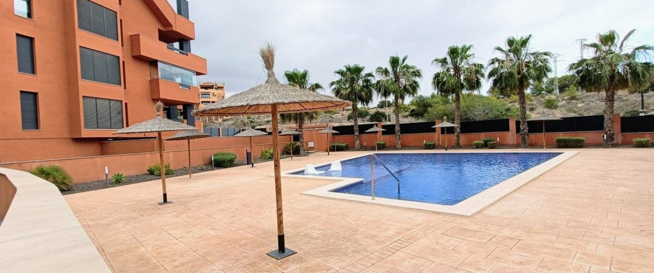Wiederverkauf - apartment - Orihuela - Villamartin