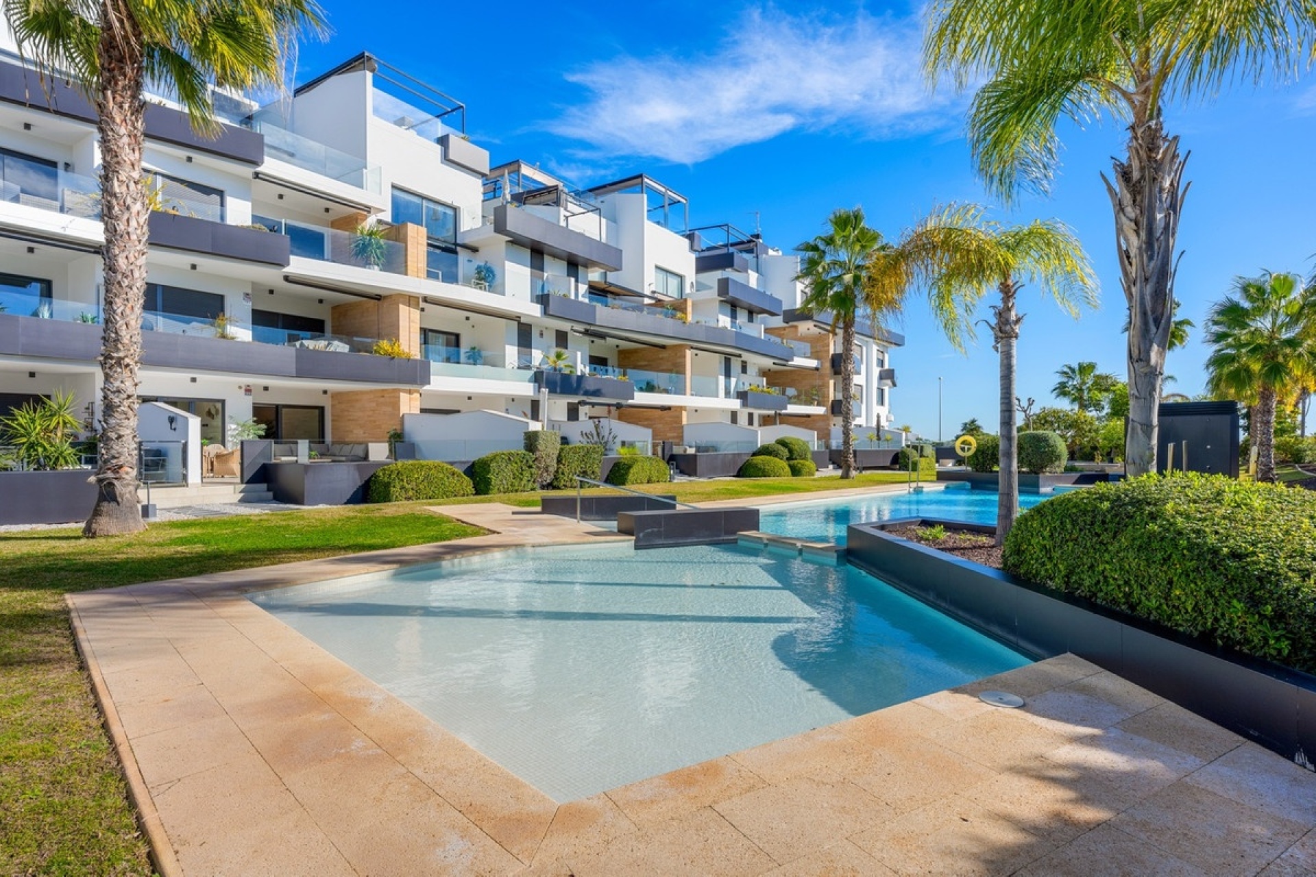 Wiederverkauf - apartment - Orihuela - Villamartin