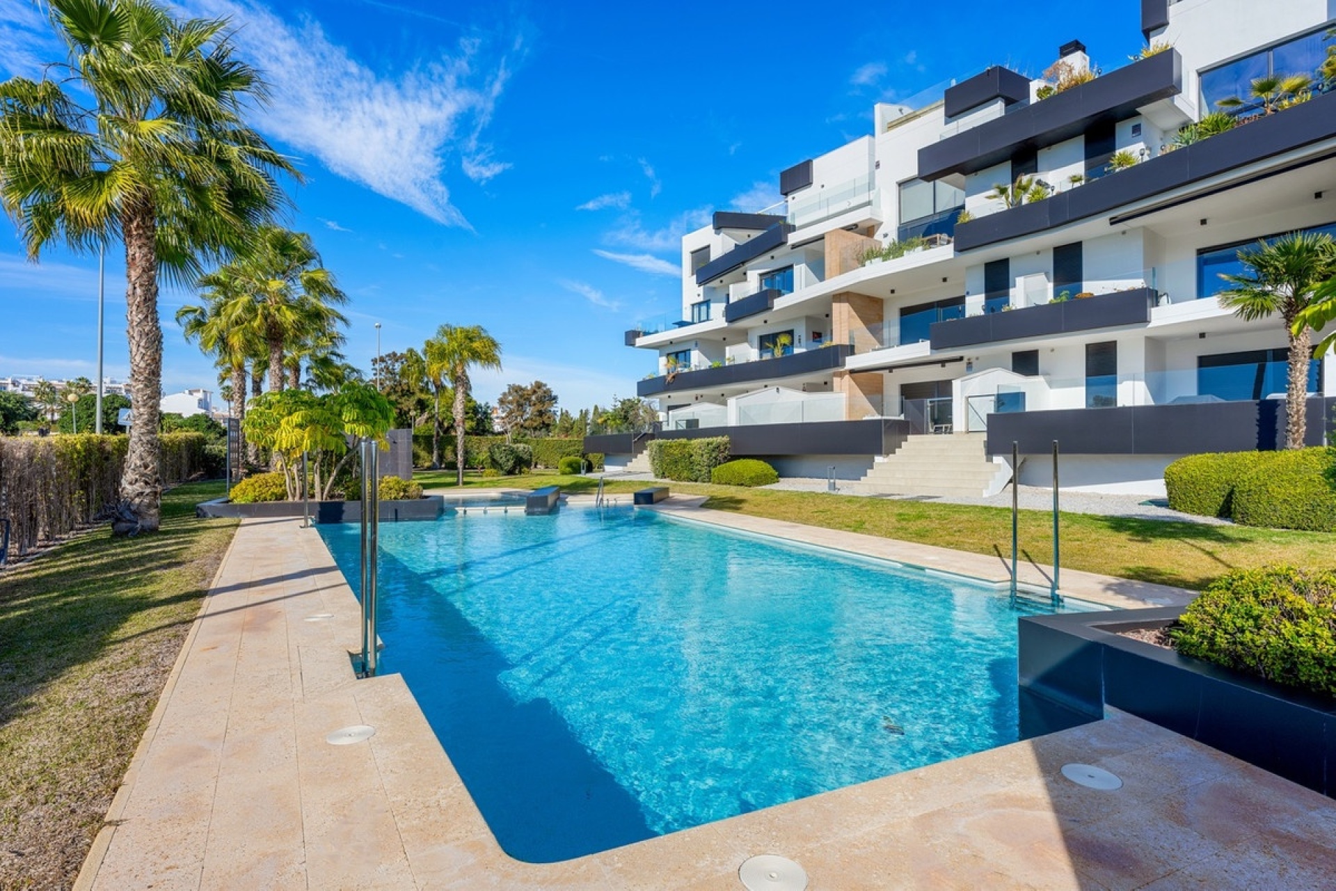 Wiederverkauf - apartment - Orihuela - Villamartin