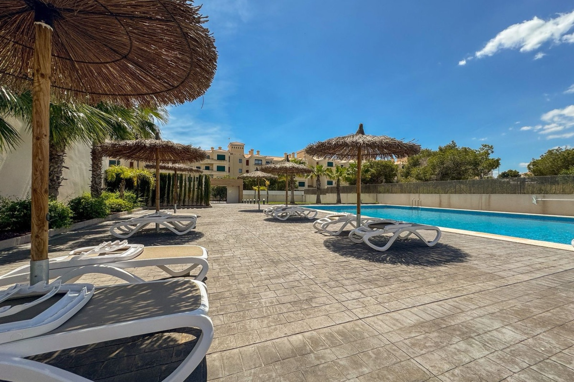 Wiederverkauf - apartment - Orihuela - Villamartin