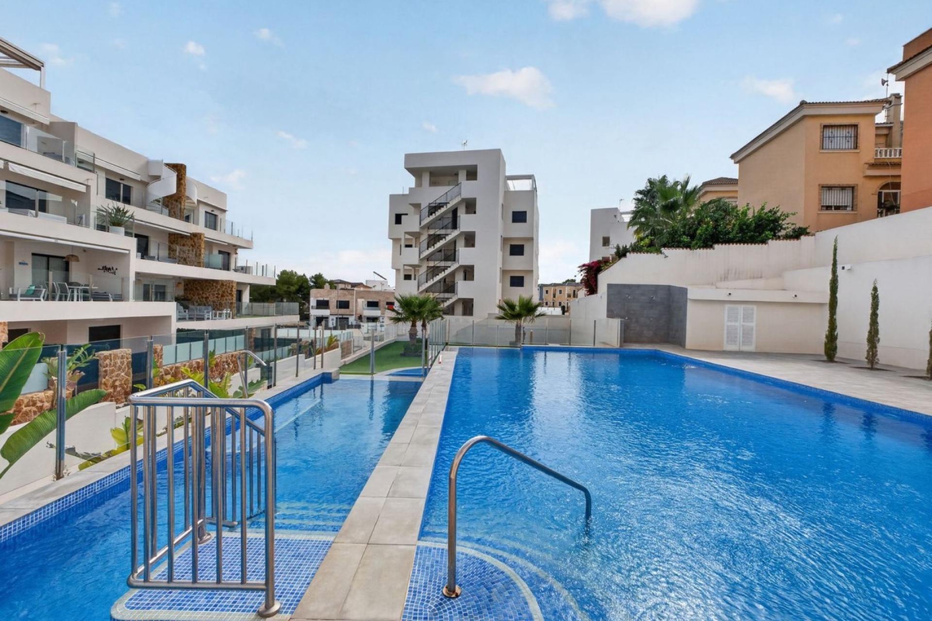 Wiederverkauf - apartment - Orihuela - Villamartin