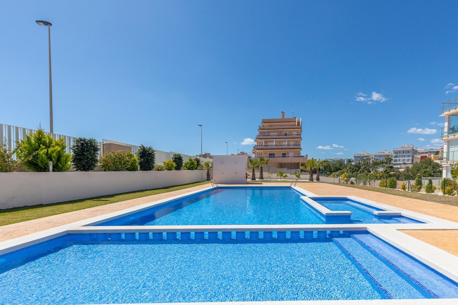 Wiederverkauf - apartment - Orihuela - Villamartin