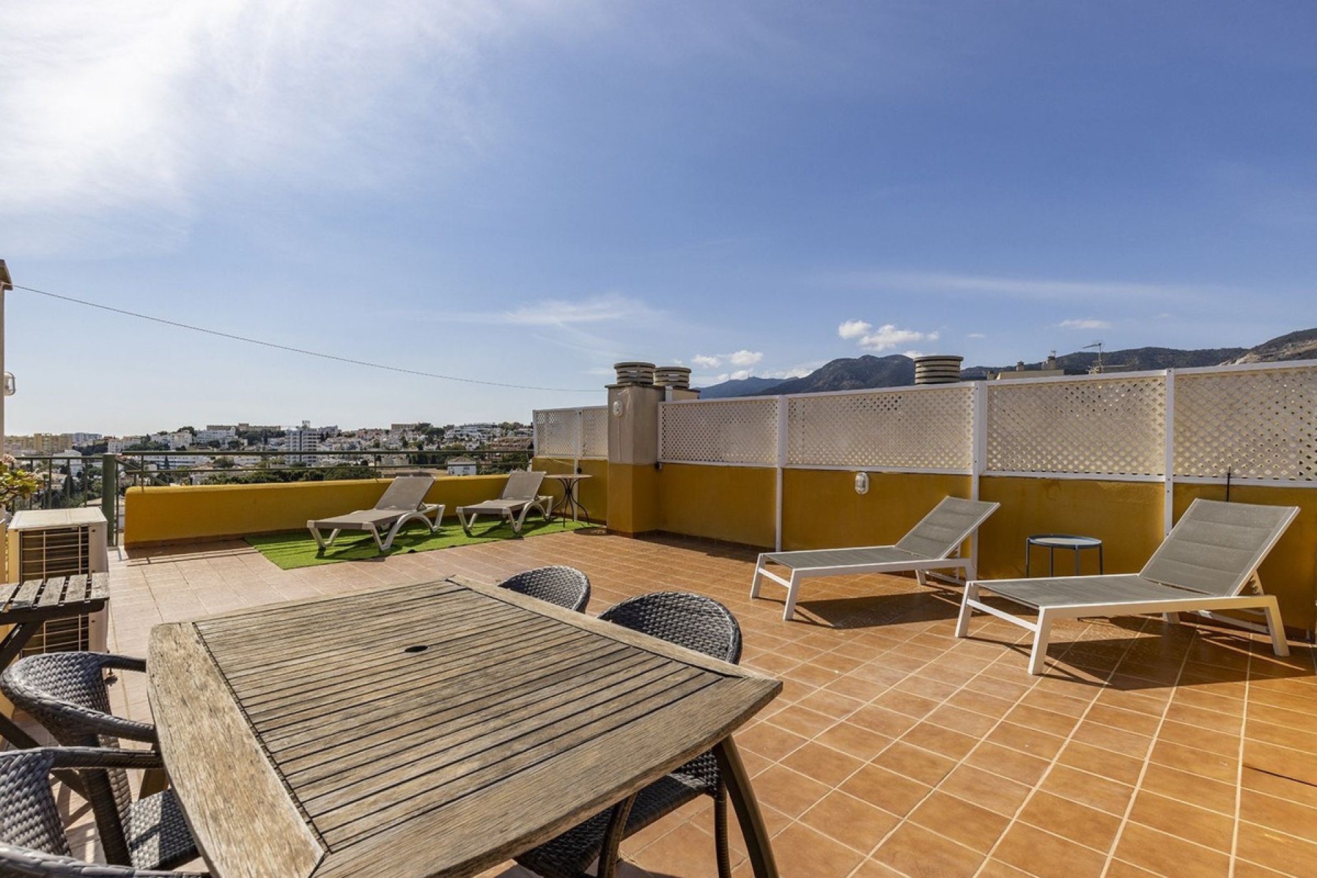 Wiederverkauf - apartment - Torremolinos - La Carihuela