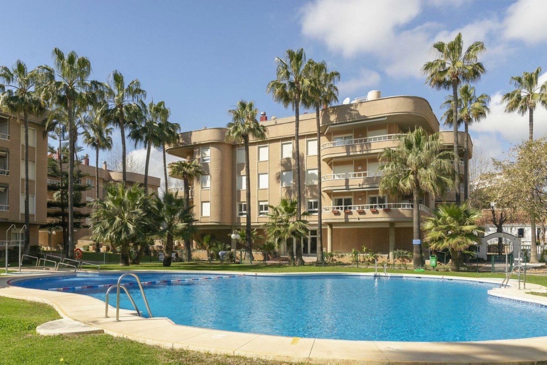Wiederverkauf - apartment - Torremolinos - La Carihuela