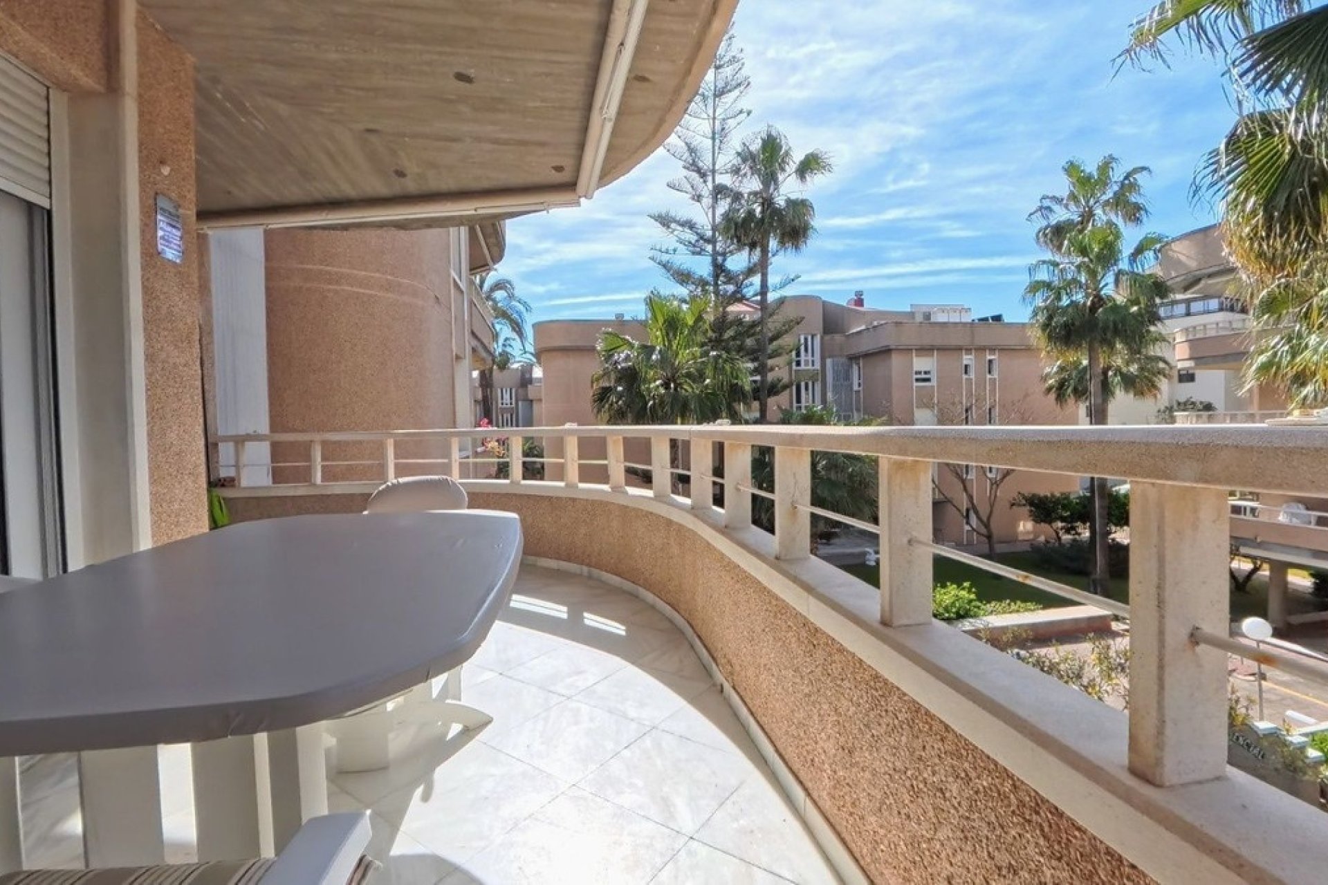 Wiederverkauf - apartment - Torremolinos - La Carihuela