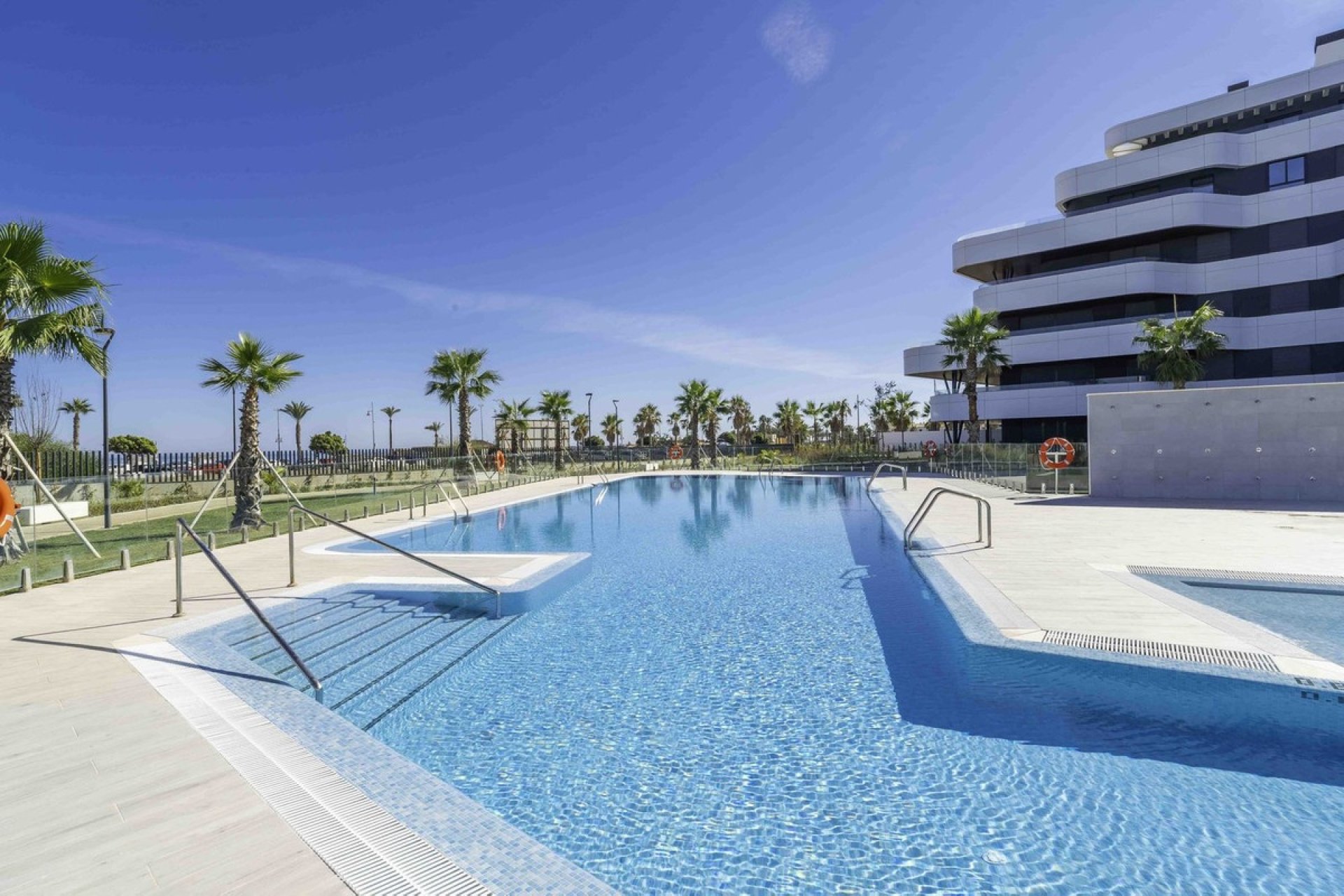 Wiederverkauf - apartment - Torremolinos - Los Alamos
