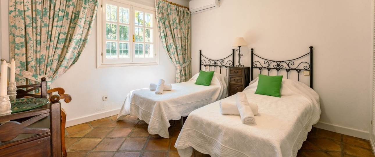 Wiederverkauf - Country house - Estepona - Cancelada