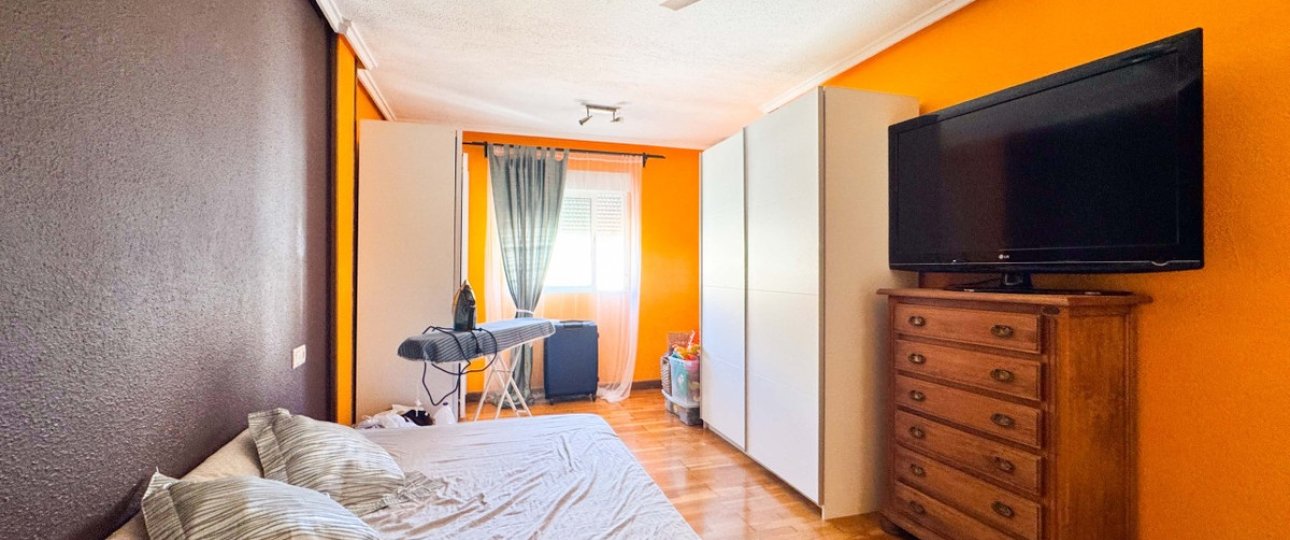 Wiederverkauf - Town house - Alicante City - Parque de las Naciones