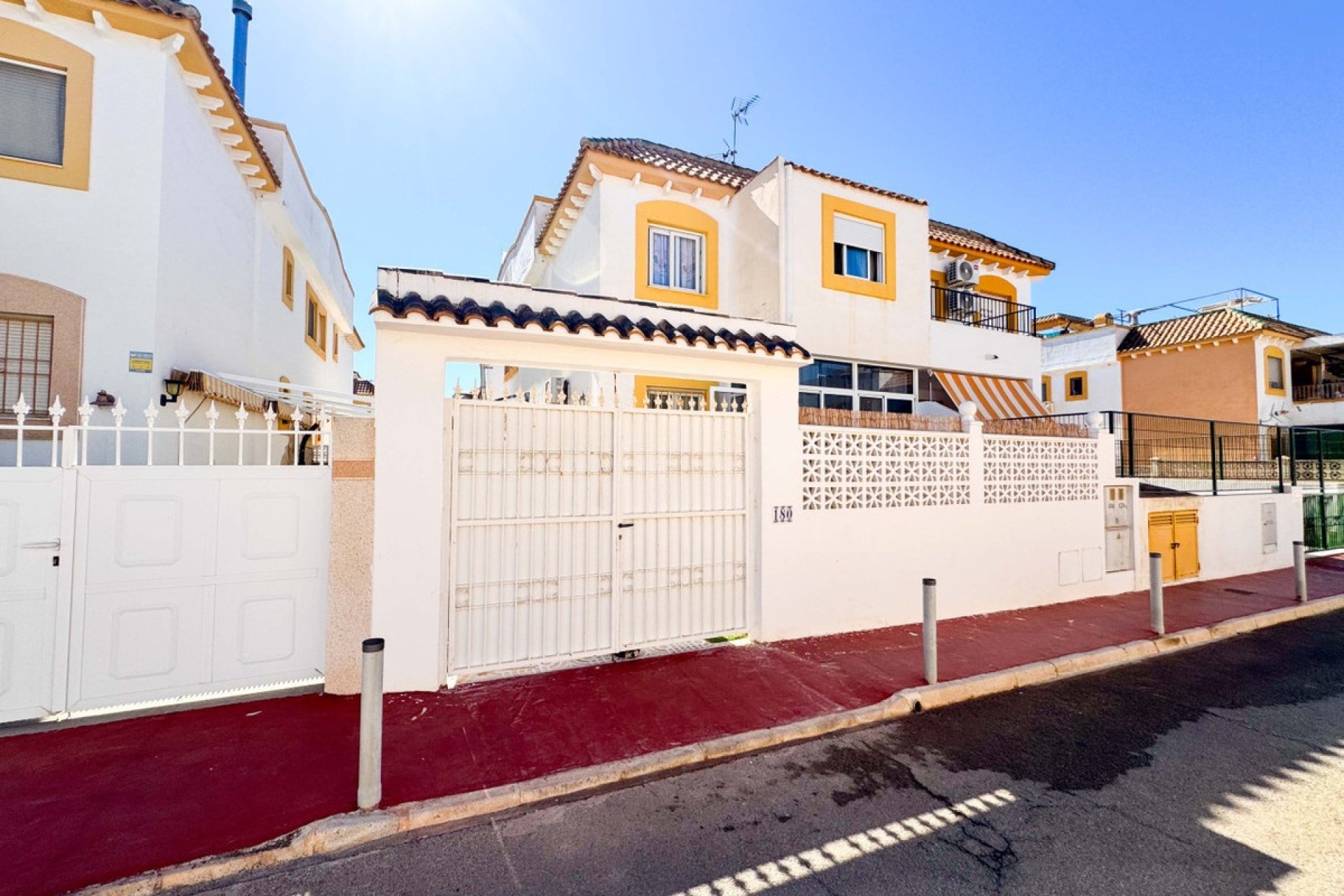 Wiederverkauf - Town house - Alicante City - Parque de las Naciones