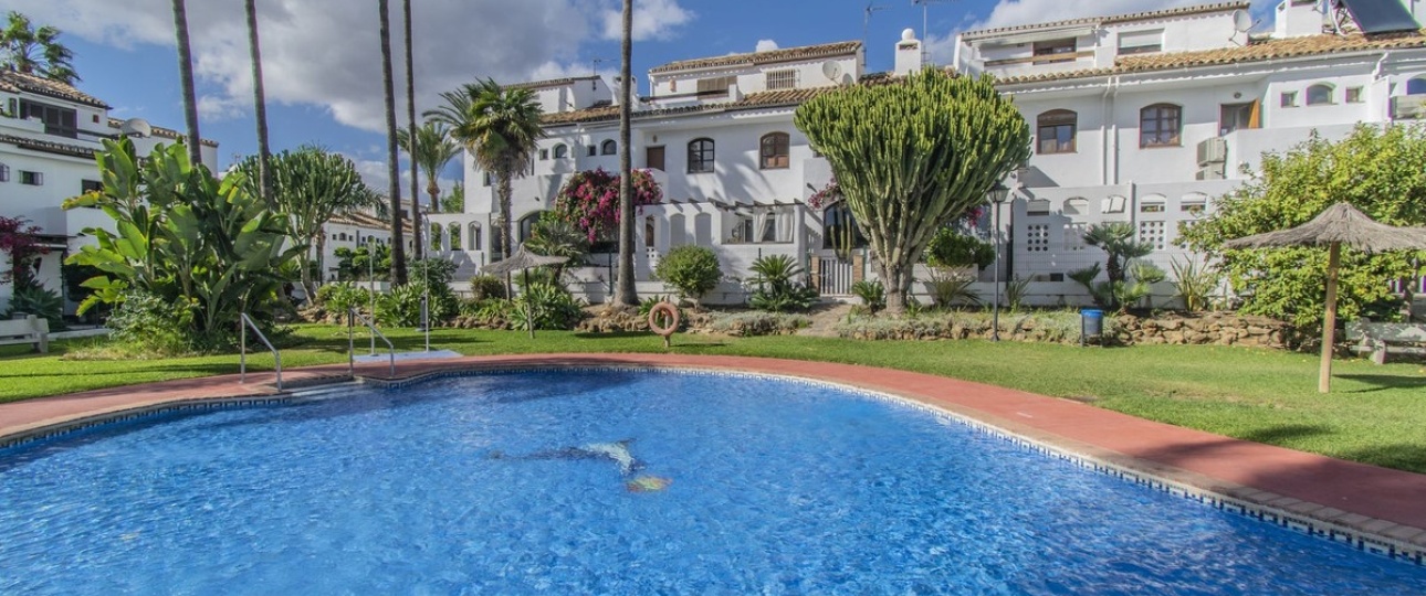 Wiederverkauf - Town house - Estepona - Atalaya