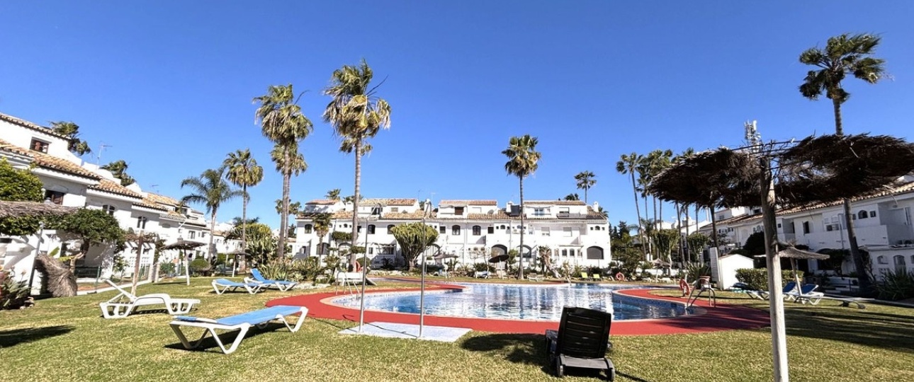 Wiederverkauf - Town house - Estepona - Atalaya