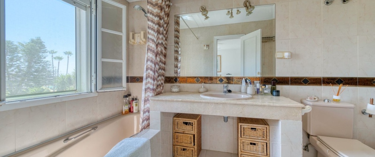 Wiederverkauf - Town house - Estepona - Bel Air