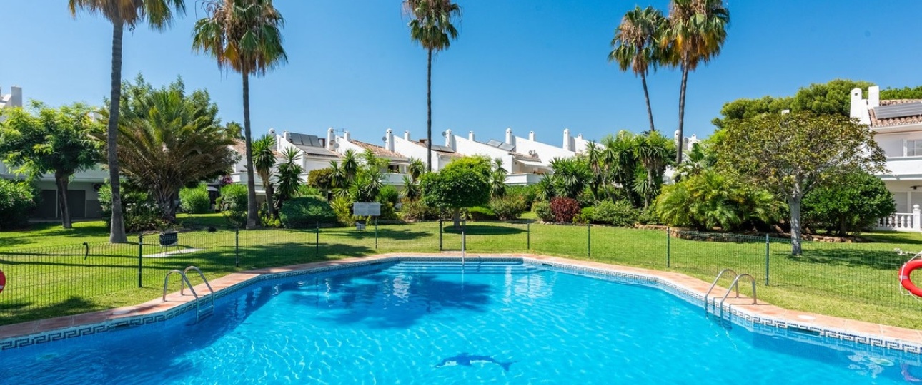 Wiederverkauf - Town house - Estepona - Bel Air