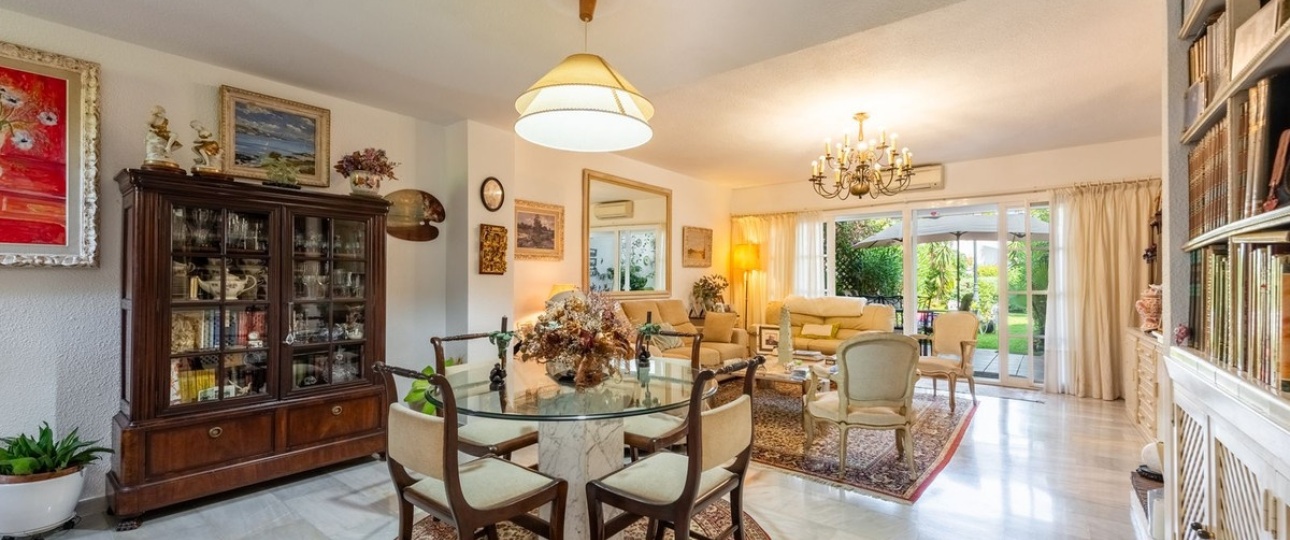 Wiederverkauf - Town house - Estepona - Bel Air