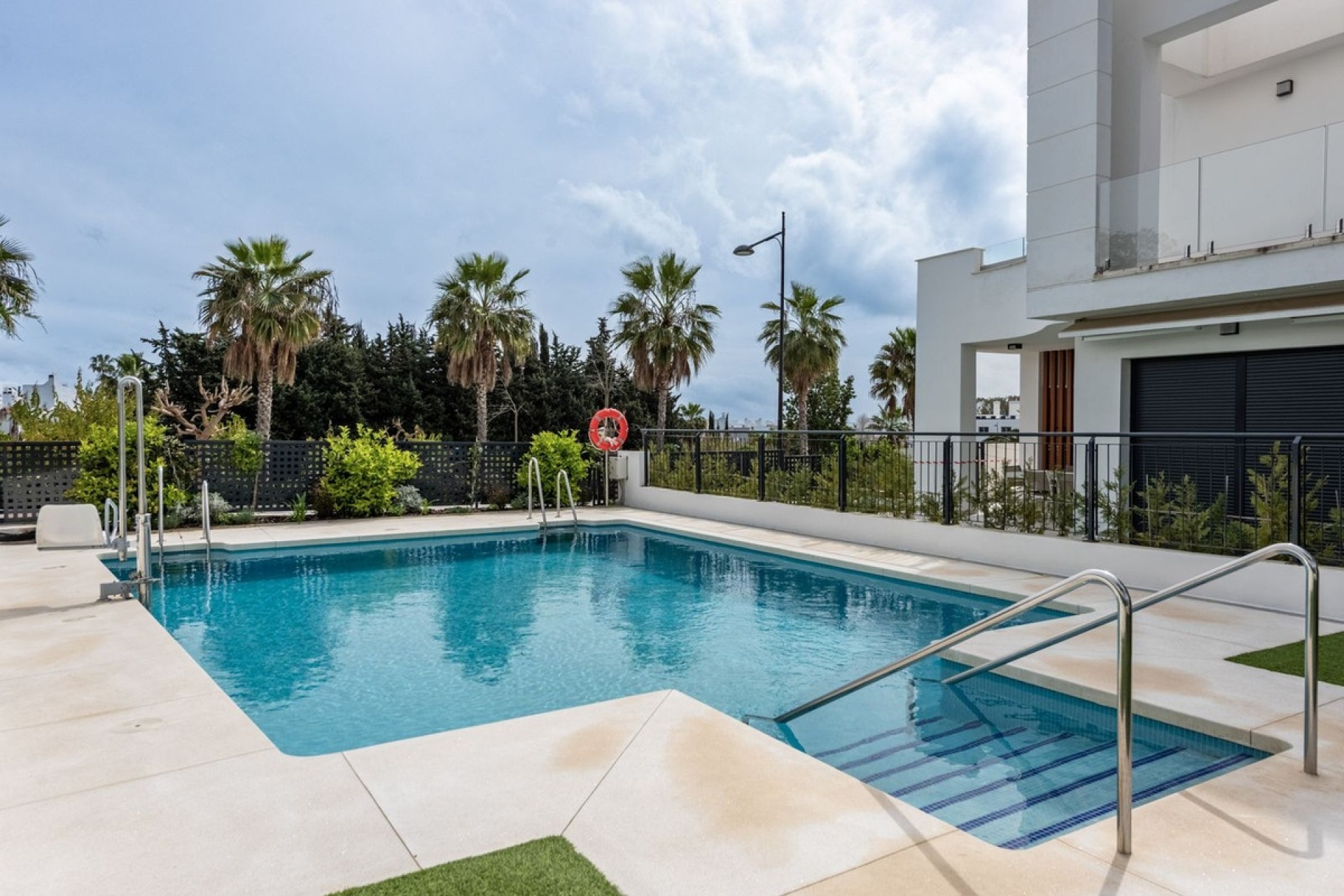 Wiederverkauf - Town house - Estepona - Bel Air