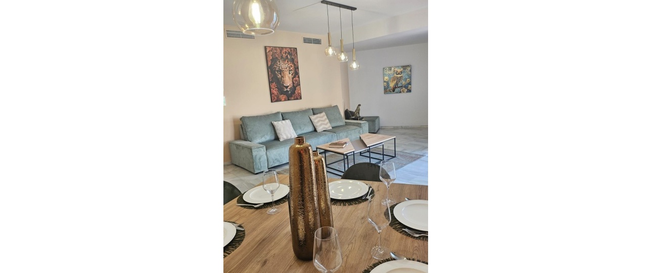 Wiederverkauf - Town house - Estepona - Benamara