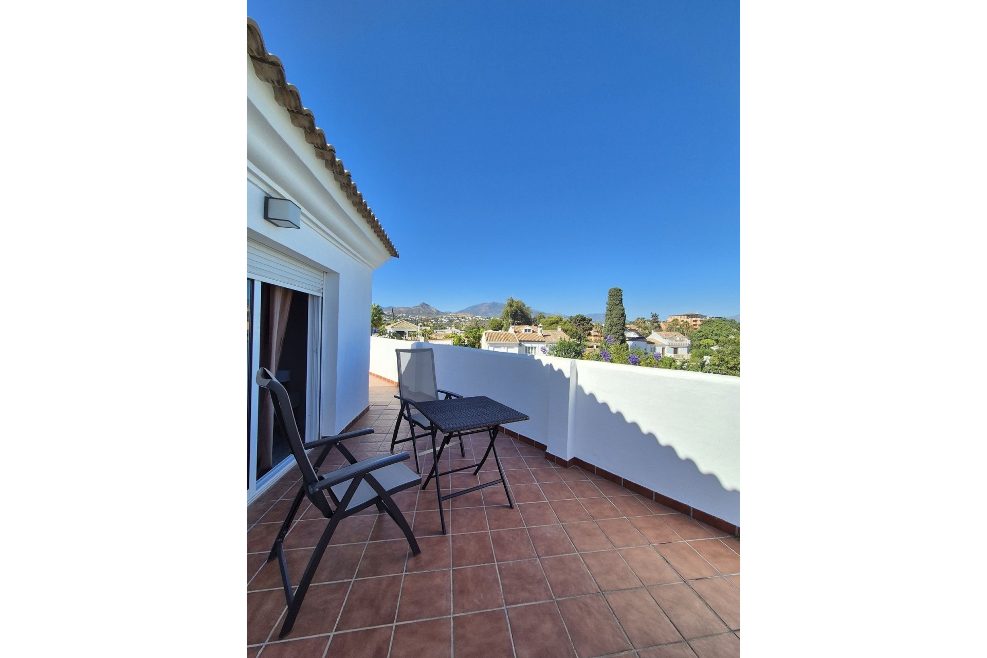 Wiederverkauf - Town house - Estepona - Benamara