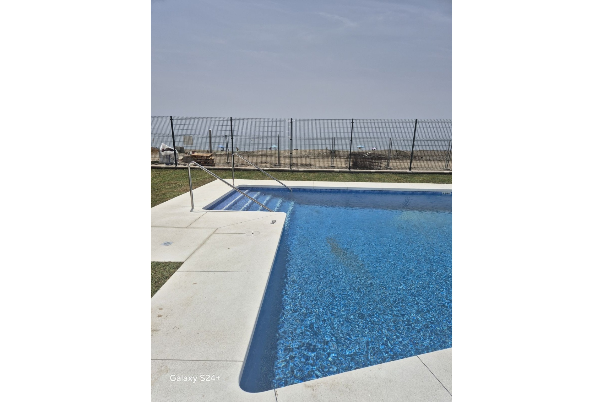 Wiederverkauf - Town house - Estepona - Benamara