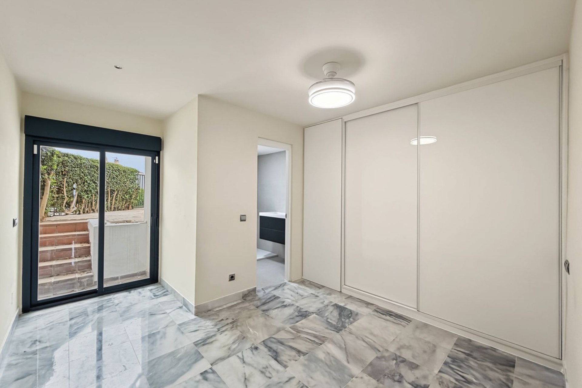 Wiederverkauf - Town house - Estepona - Cancelada