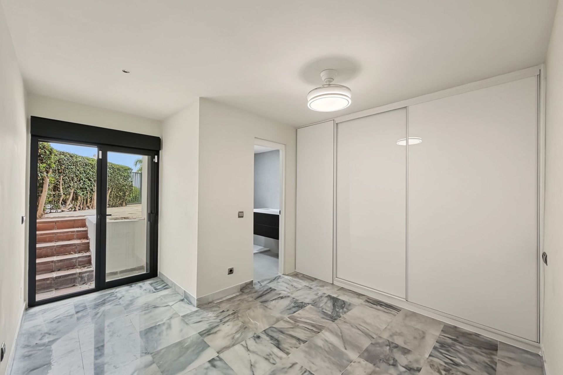 Wiederverkauf - Town house - Estepona - Cancelada