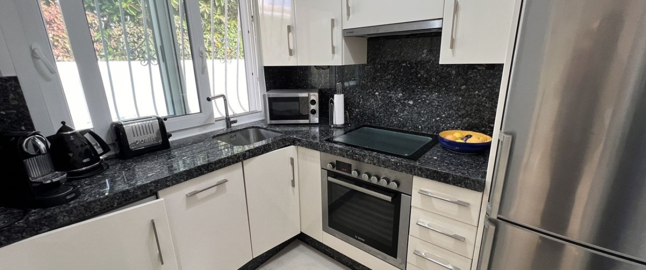 Wiederverkauf - Town house - Estepona - Costalita