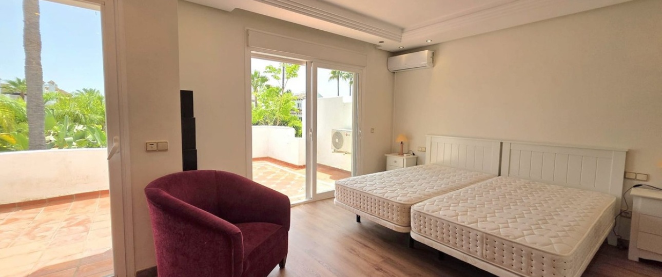 Wiederverkauf - Town house - Estepona - Costalita