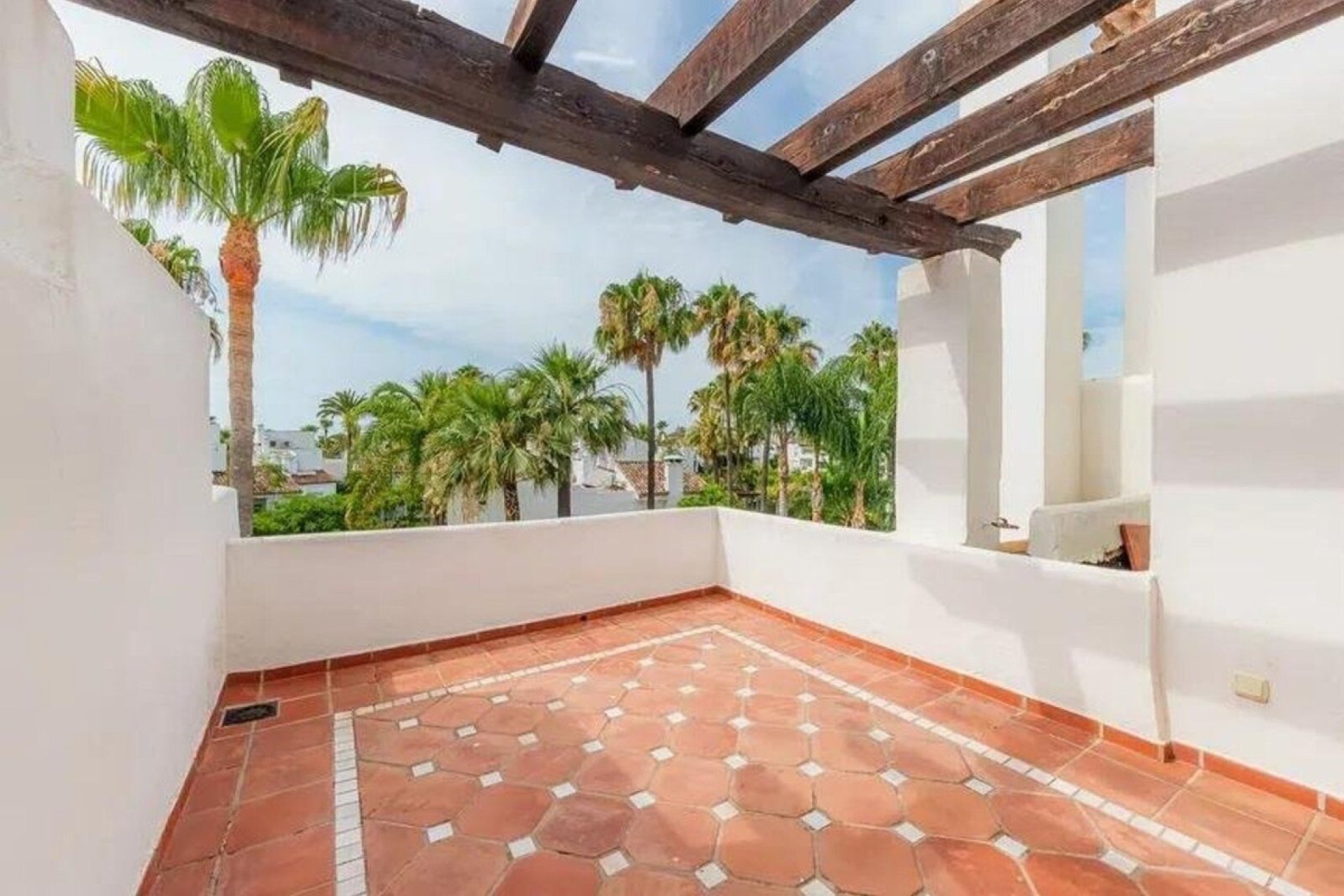 Wiederverkauf - Town house - Estepona - Costalita