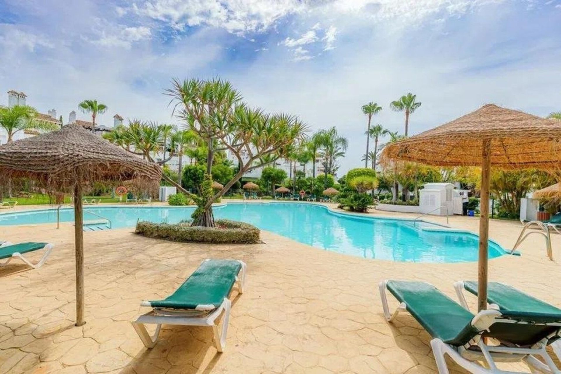 Wiederverkauf - Town house - Estepona - Costalita