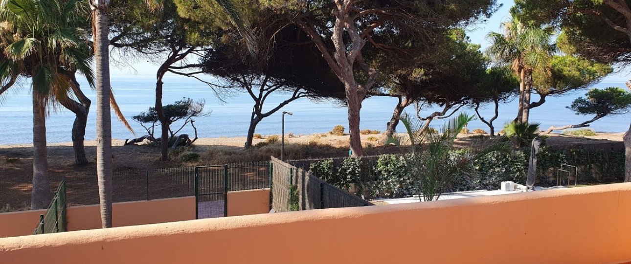 Wiederverkauf - Town house - Estepona - El Presidente