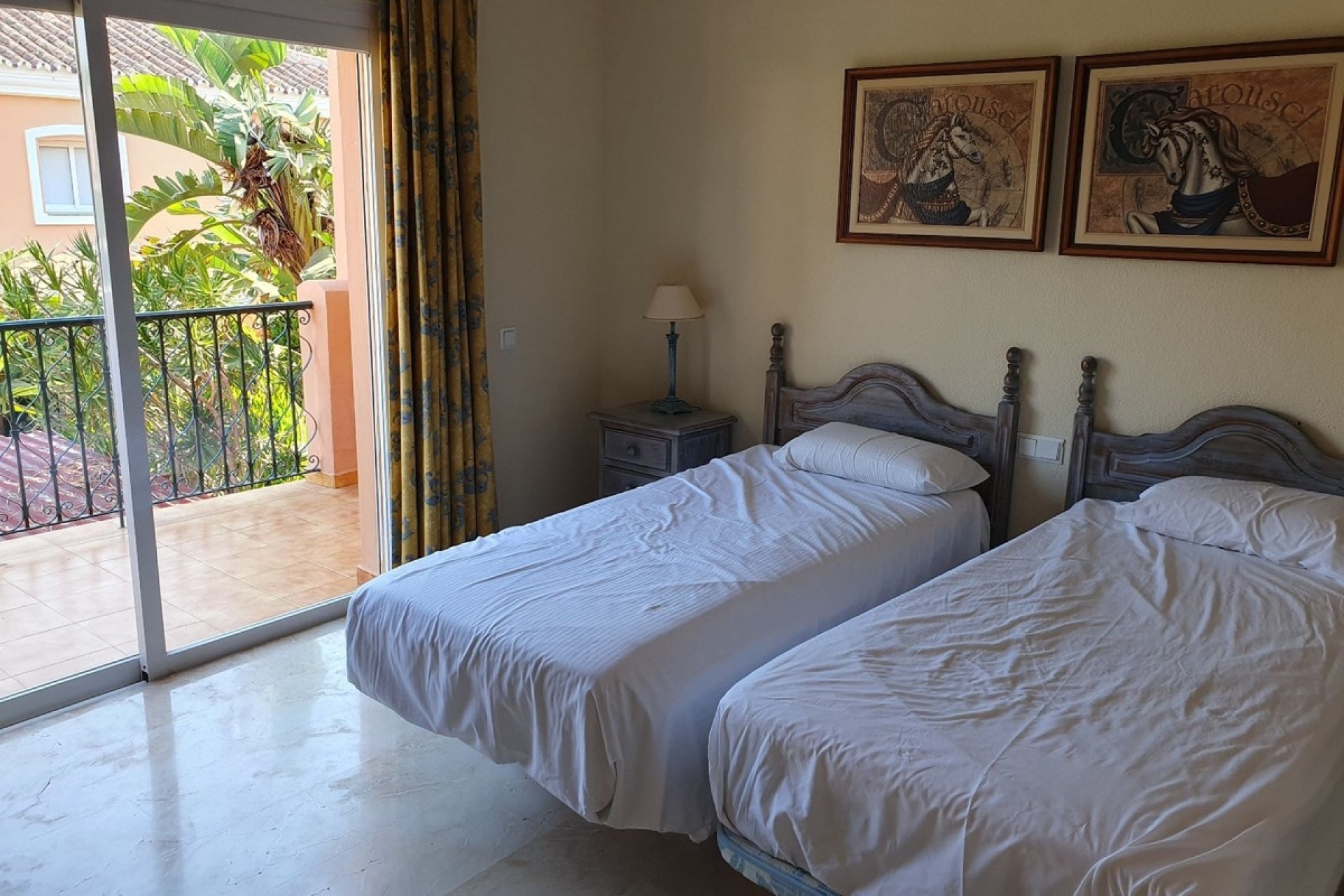 Wiederverkauf - Town house - Estepona - El Presidente