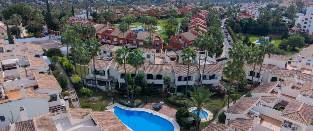 Wiederverkauf - Town house - Estepona - Estepona Centro
