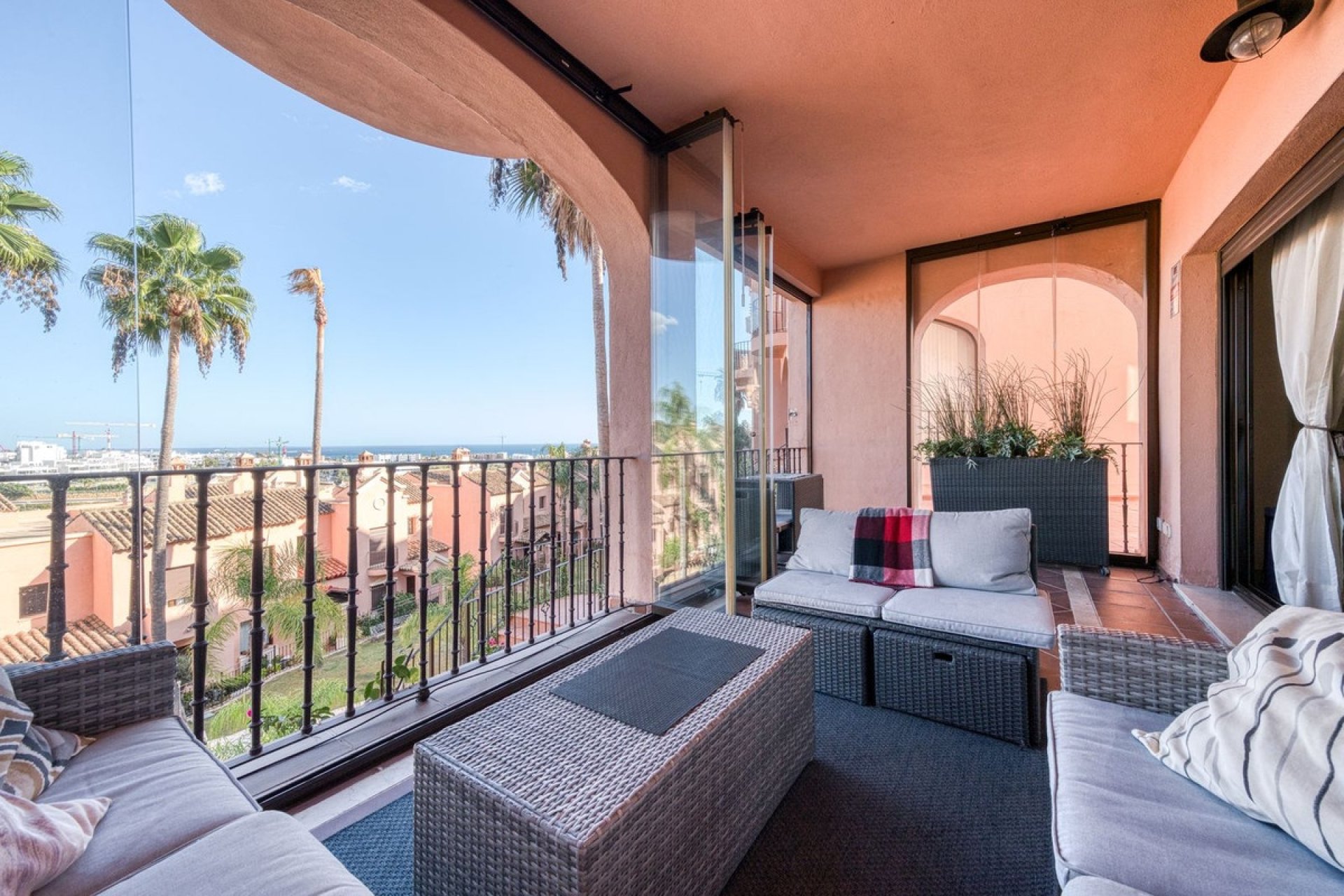 Wiederverkauf - Town house - Estepona - Estepona Centro