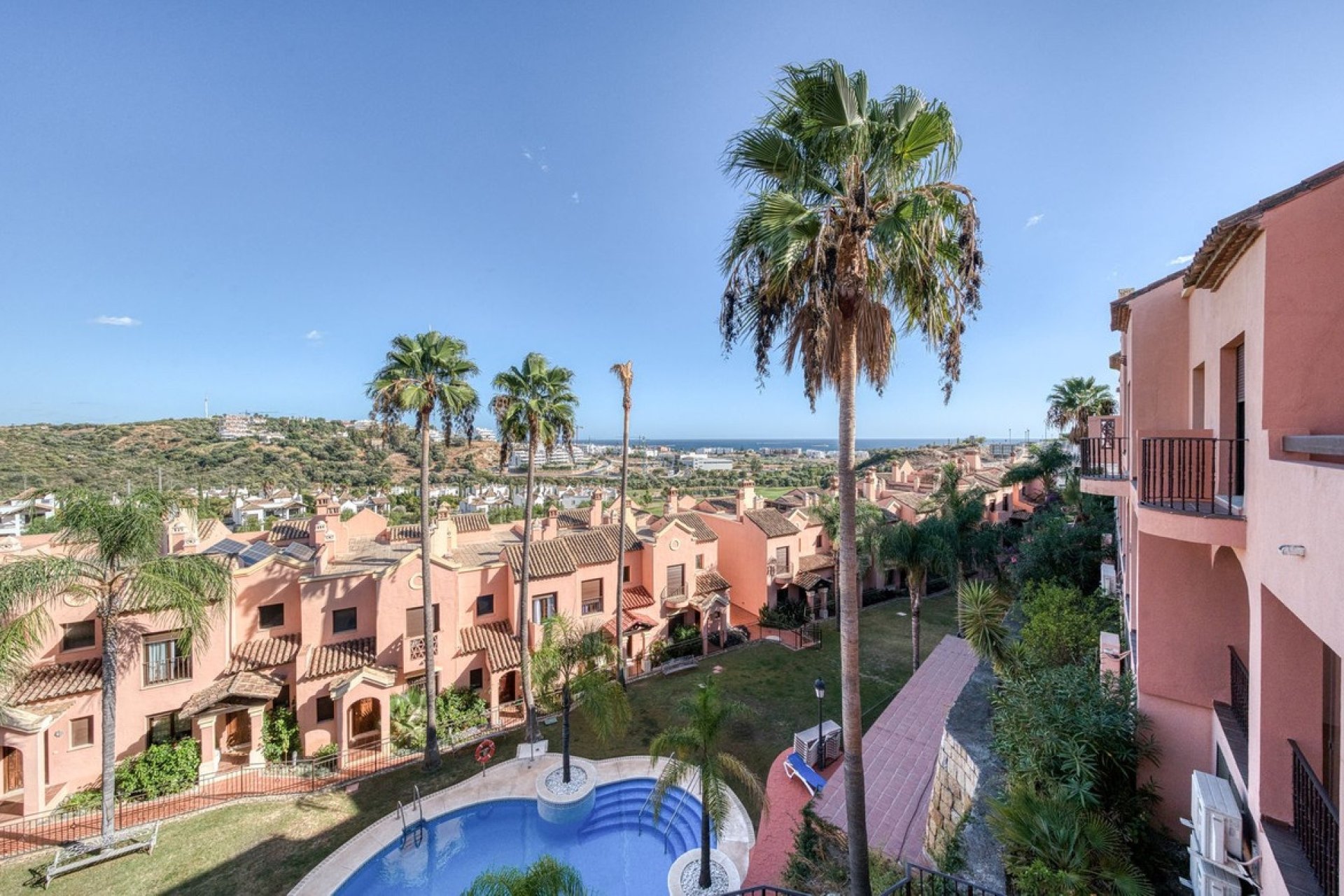 Wiederverkauf - Town house - Estepona - Estepona Centro