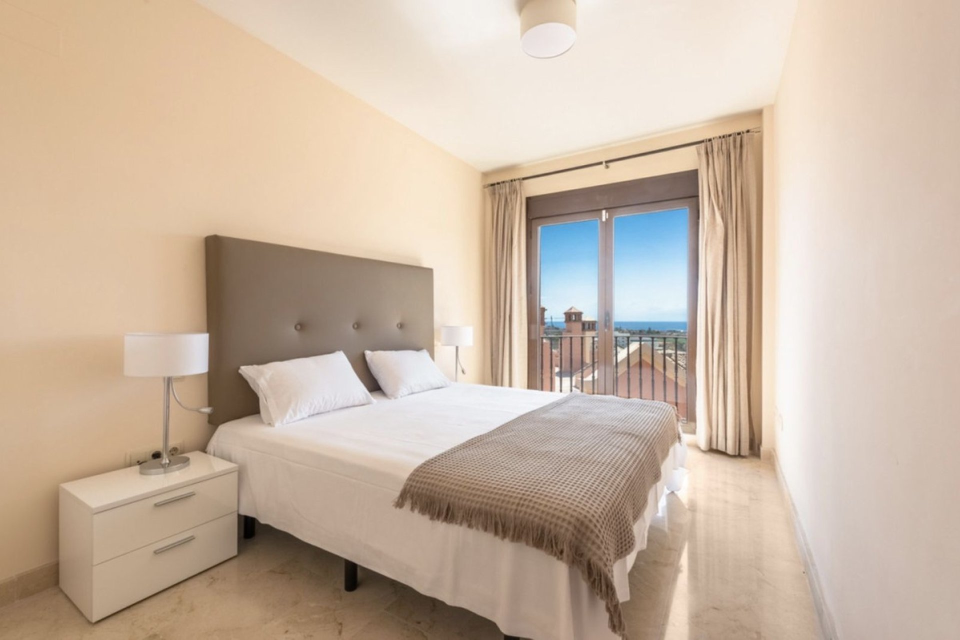 Wiederverkauf - Town house - Estepona - Estepona Centro