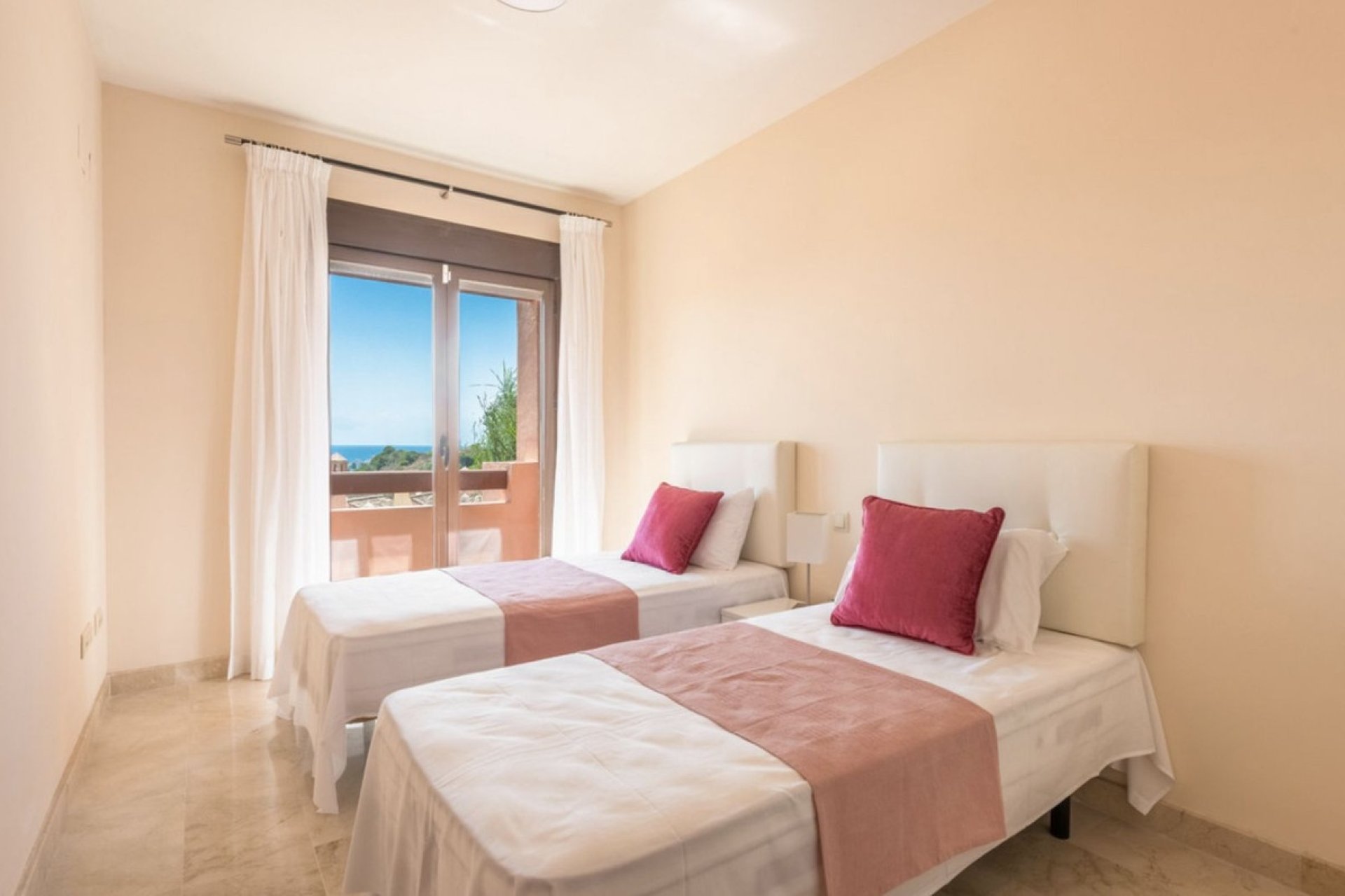 Wiederverkauf - Town house - Estepona - Estepona Centro