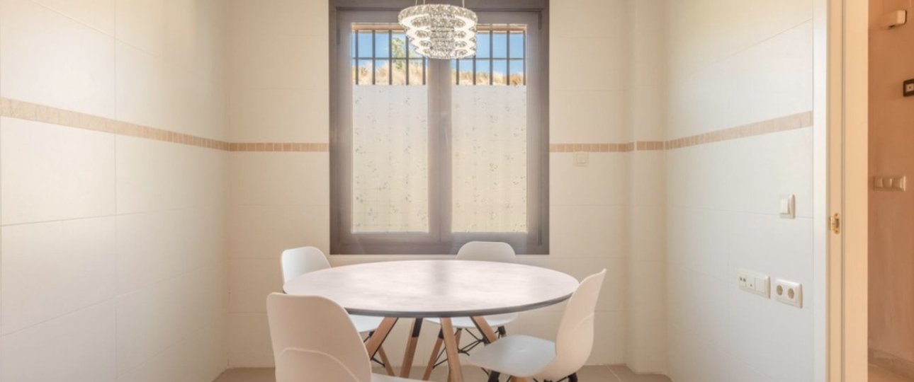Wiederverkauf - Town house - Estepona - Estepona Centro