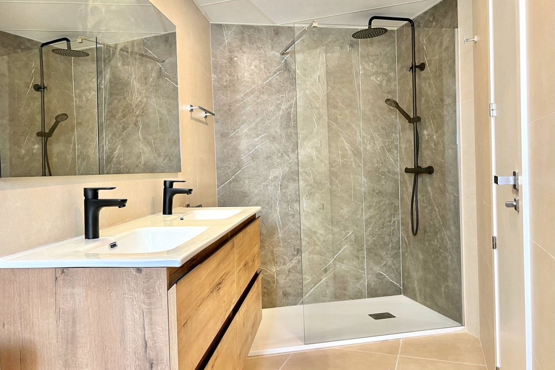Wiederverkauf - Town house - Estepona - Estepona Centro