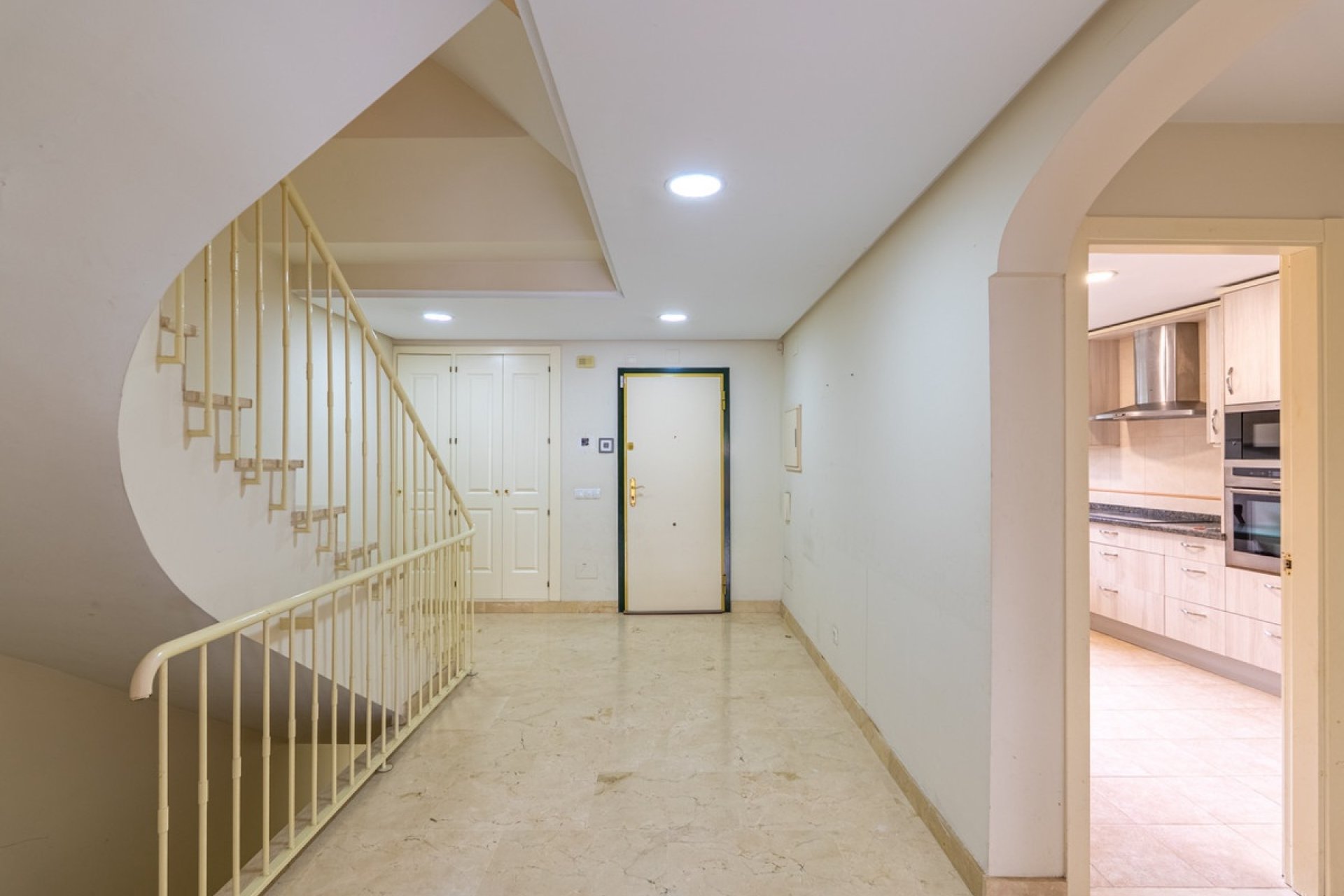 Wiederverkauf - Town house - Estepona - Estepona Centro