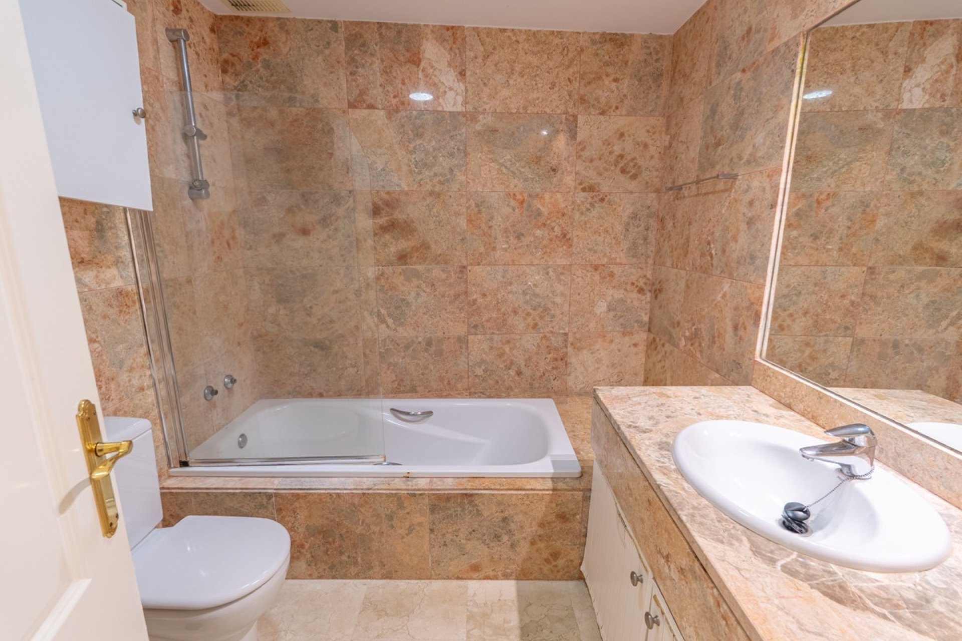 Wiederverkauf - Town house - Estepona - Estepona Centro