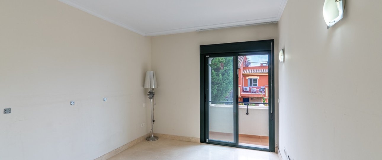 Wiederverkauf - Town house - Estepona - Estepona Centro