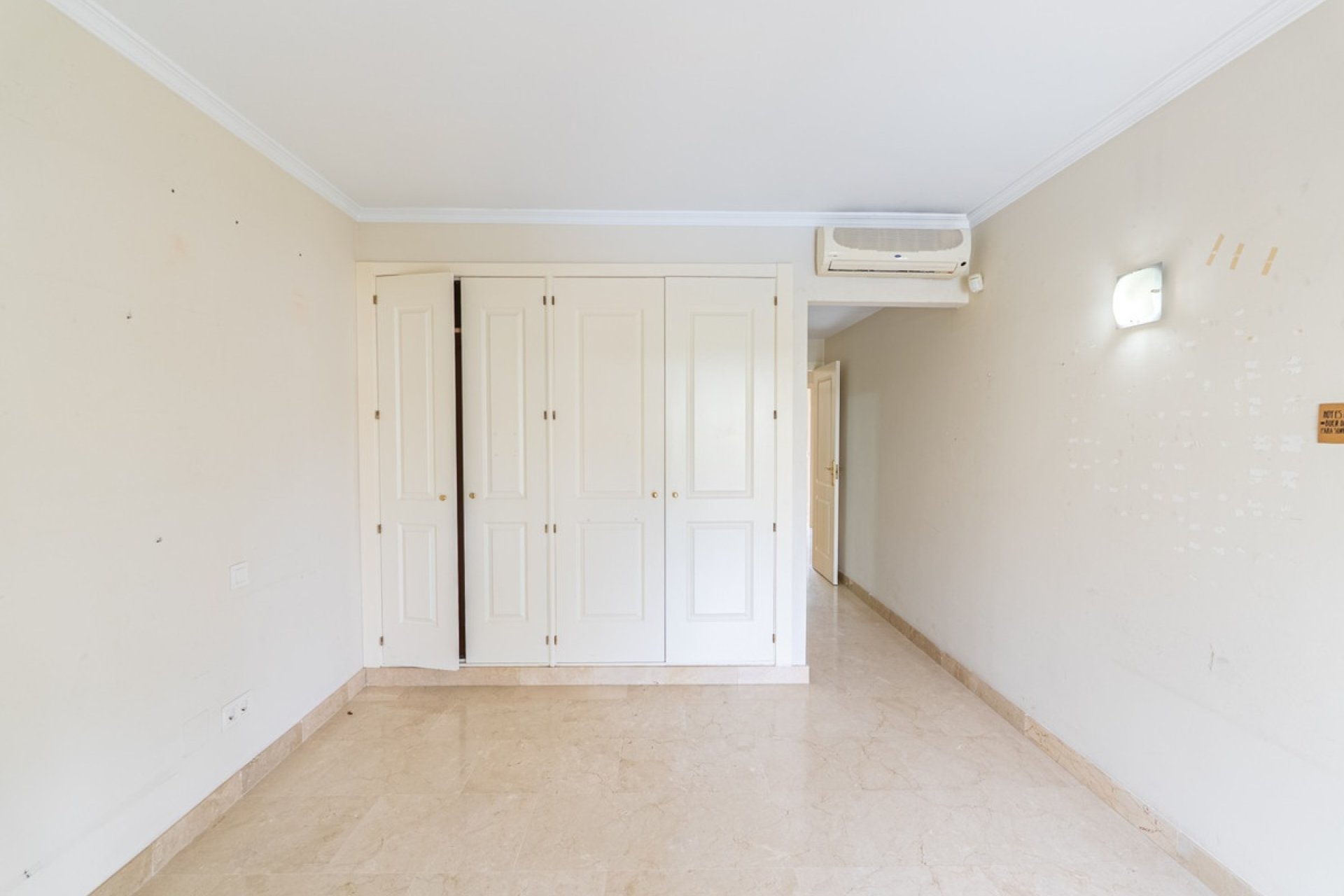 Wiederverkauf - Town house - Estepona - Estepona Centro