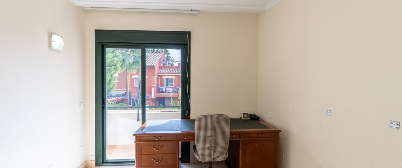 Wiederverkauf - Town house - Estepona - Estepona Centro