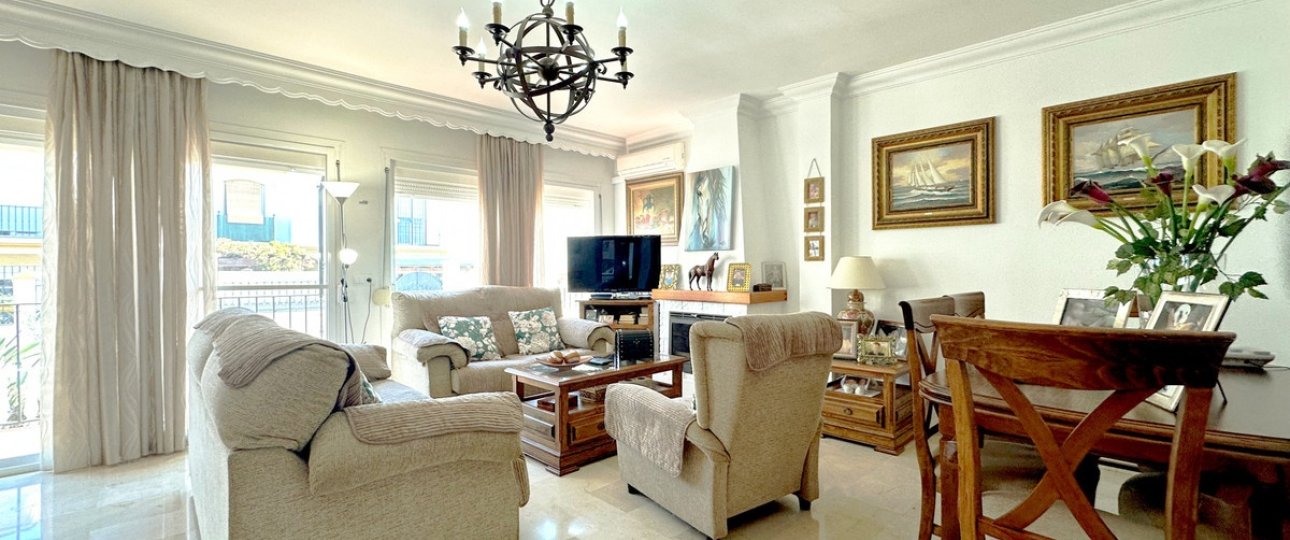 Wiederverkauf - Town house - Estepona - Estepona Centro