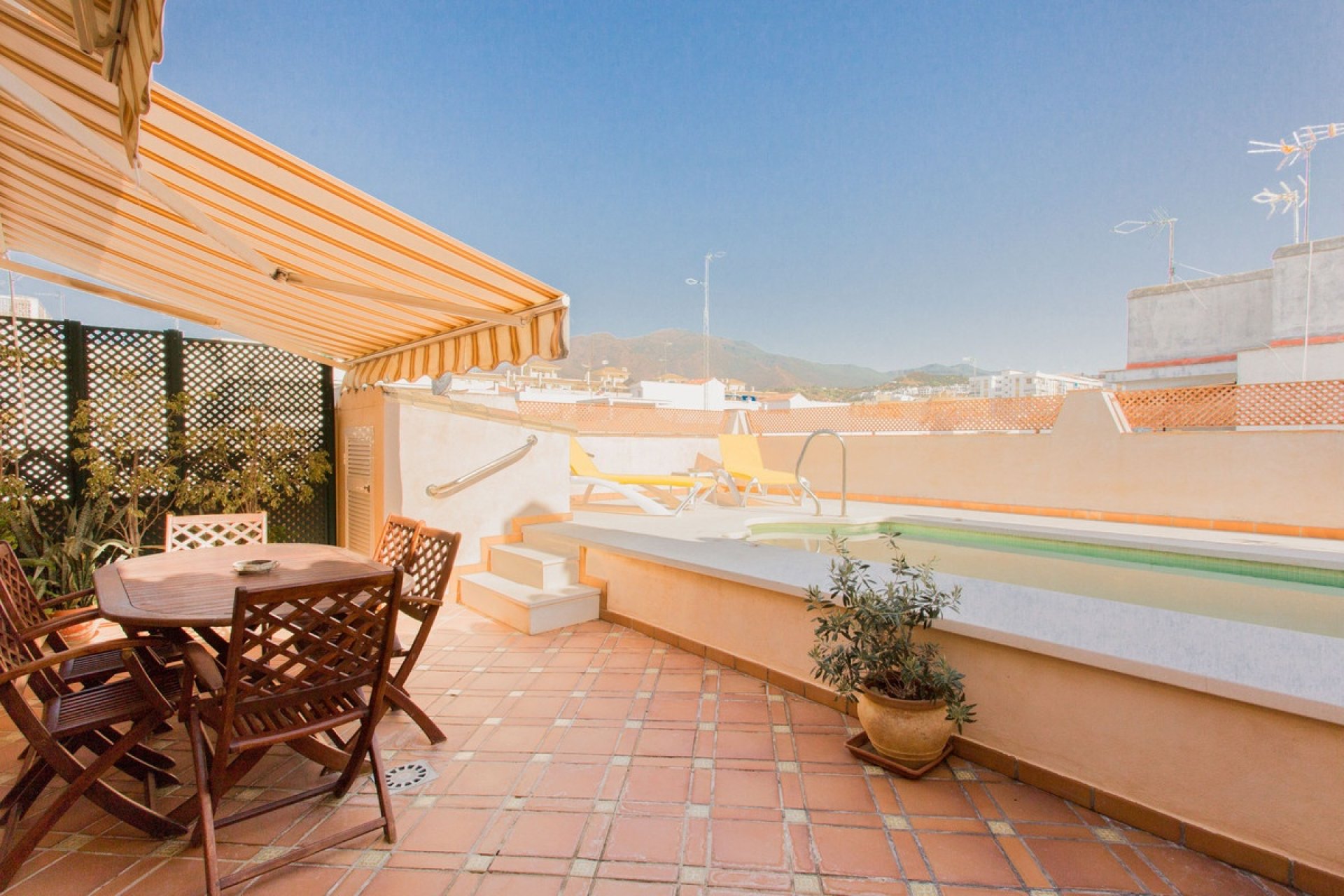 Wiederverkauf - Town house - Estepona - Estepona Centro